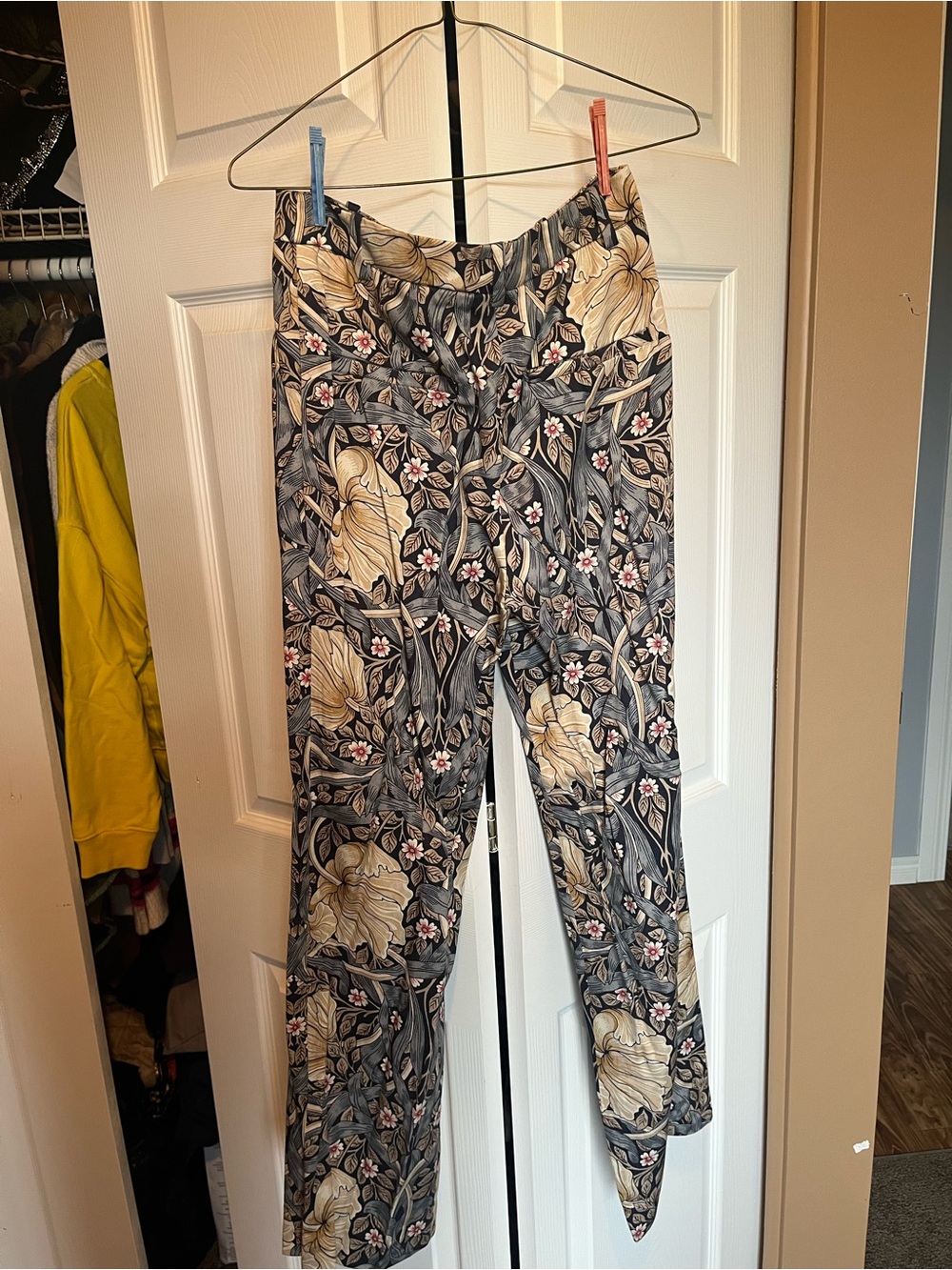 H&M Floral Women’s Dress Pants